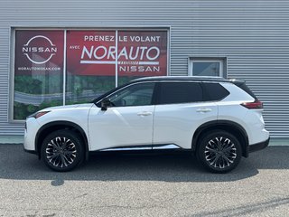 2026 Nissan Rogue Platinum in Amos, Quebec - 2 - w320h240px