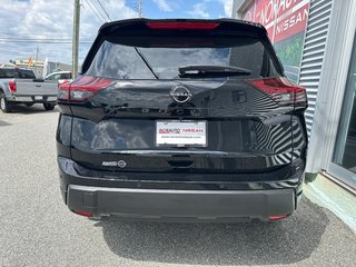 2026 Nissan Rogue SV Dark Armor in Amos, Quebec - 5 - w320h240px