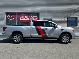 2016 Nissan Titan XD SL DIESEL in Amos, Quebec - 4 - w320h240px