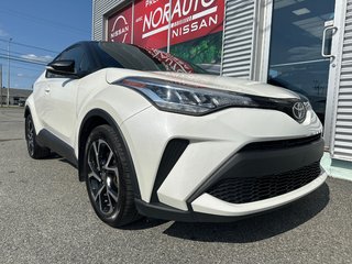 2020 Toyota C-HR XLE PREMIUM in Amos, Quebec - 2 - w320h240px