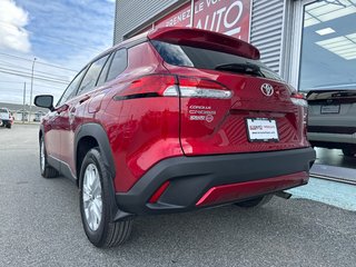 2025 Toyota Corolla Cross LE AWD in Amos, Quebec - 5 - w320h240px