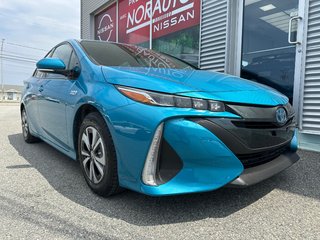 2017 Toyota PRIUS PRIME in Amos, Quebec - 2 - w320h240px