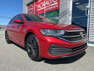 2022 Volkswagen Jetta Comfortline in Amos, Quebec - 2 - w320h240px