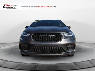 Chrysler Pacifica Touring L 2022