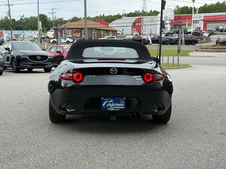 Mazda MX-5 GX 2016