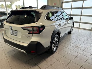 2024  Outback Limited XT in Notre-Dame-des-Prairies, Quebec - 6 - w320h240px