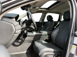 2022 Acura TLX in Quebec, Quebec - 10 - w320h240px