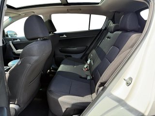 Kia Sportage  2022 à Québec, Québec - 11 - w320h240px