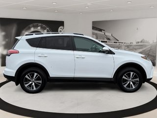 Toyota RAV4  2017 à Québec, Québec - 4 - w320h240px