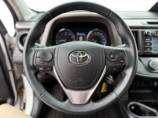 Toyota RAV4  2017 à Québec, Québec - 13 - w320h240px