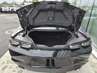 Chevrolet CAMARO COUPE 2LT (2LT) RS , 2023 à Charlemagne, Québec - 6 - w320h240px