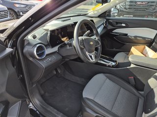 Chevrolet Trax LT 2025 à Charlemagne, Québec - 4 - w320h240px