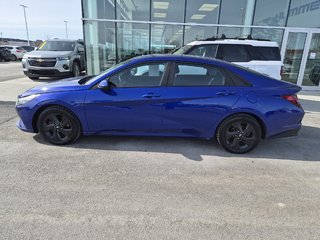 Hyundai Elantra Preferred 2023 à Charlemagne, Québec - 5 - w320h240px