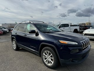 Cherokee NORTH 4X4 TOIT OUVRANT 2016 à Charlemagne, Québec - 3 - w320h240px