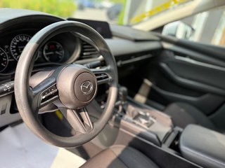 Mazda 3 GX, CAMÉRA DE RECUL, SIÈGE CHAUFFANT 2022 à Charlemagne, Québec - 4 - w320h240px