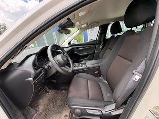 2022 Mazda 3 GX, CAMÉRA DE RECUL, SIÈGE CHAUFFANT in Saint-Jérôme, Quebec - 5 - w320h240px
