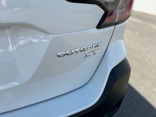 2025  Outback Limited XT in Charlemagne, Quebec - 4 - w320h240px