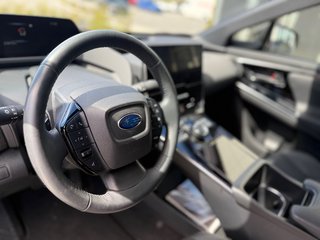 2023 Subaru Solterra ENSEMBLE DE LUXE,CAMÉRA DE RECUL,BANC CHAUFFANT in Saint-Jérôme, Quebec - 4 - w320h240px