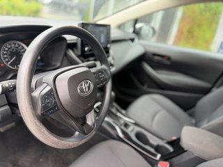 2022 Toyota Corolla LE, CAMÉRA DE RECUL, BANC CHAUFFANT in Charlemagne, Quebec - 4 - w320h240px