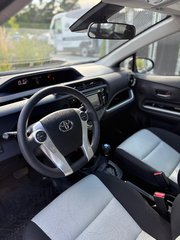 2017 Toyota Prius C TECHNOLOGY, CAMÉRA DE RECUL, BANC CHAUFFANT in Charlemagne, Quebec - 4 - w320h240px