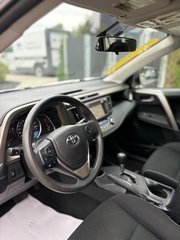 2015 Toyota RAV4 XLE,AWD,CAMÉRA DE RECUL,BANC CHAUFFANT in Saint-Jérôme, Quebec - 4 - w320h240px