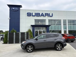 2018 Toyota RAV4 LE, CAMÉRA DE RECUL, BANC CHAUFFANT in Saint-Jérôme, Quebec - 3 - w320h240px