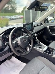 2019 Toyota RAV4 XLE,AWD,CAMÉRA DE RECUL,BANC CHAUFFANT in Saint-Jérôme, Quebec - 4 - w320h240px