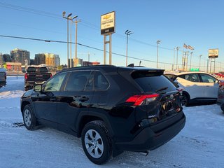 Toyota RAV4 LE 2021 à Charlemagne, Québec - 4 - w320h240px