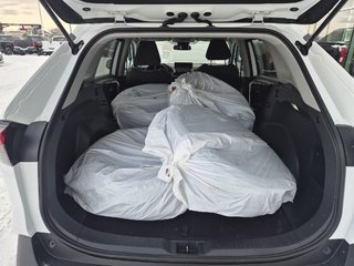 Toyota RAV4 LE AWD 2023 à Charlemagne, Québec - 6 - w320h240px
