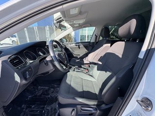 Volkswagen Golf TRENDLINE+, CAMÉRA DE RECUL, BANC CHAUFFANT 2018 à Charlemagne, Québec - 5 - w320h240px