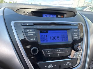 2013 Hyundai Elantra GL in Miramichi, New Brunswick - 6 - w320h240px