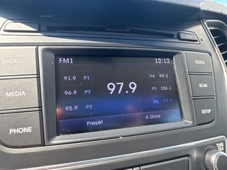 2017 Hyundai Santa Fe Sport SE in Miramichi, New Brunswick - 5 - w320h240px