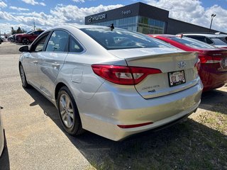 Hyundai Sonata 2.4L GL 2015 à Miramichi, Nouveau-Brunswick - 2 - w320h240px