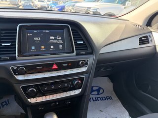 2018 Hyundai Sonata GL in Miramichi, New Brunswick - 5 - w320h240px