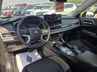 Mitsubishi Outlander SE 2025 à Rivière-du-Loup, Québec - 6 - w320h240px