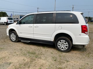 Dodge Grand Caravan SXT VERSION TRANSPORT ADAPTÉ 2014 à Matane, Québec - 2 - w320h240px
