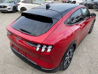 Ford Mustang Mach-E ÉLECTRIQUE Premium  RWD 2021 à Matane, Québec - 4 - w320h240px