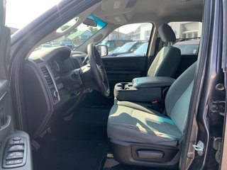 Ram 1500 ST 2014 à Matane, Québec - 4 - w320h240px