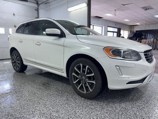 Volvo XC60 T5 SPECIAL EDITION PREMIER 2.5L 20V Inline 5-Cylinder Turbo All Wheel Drive 2016