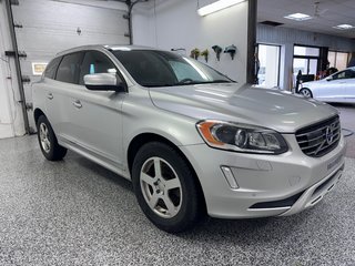 Volvo XC60 T5 SPECIAL EDITION PREMIER 2.0L 16V DI I4 Turbocharged Drive-E All Wheel Drive 2017