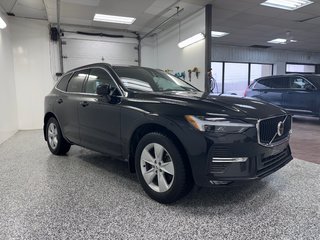 2022 Volvo XC60 MOMENTUM 2.0L DIRECT-INJECTED TURBO & SUPERCHARGED All Wheel Drive