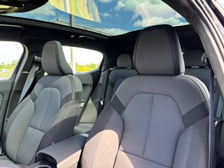 Polestar 2 Plus 2024 à Laval, Québec - 4 - w320h240px