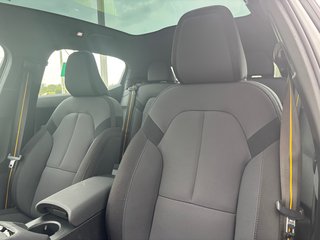 Polestar 2 BASE 2025 à Laval, Québec - 5 - w320h240px
