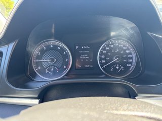 2020 Hyundai Elantra Preferred in Sydney, Nova Scotia - 6 - w320h240px