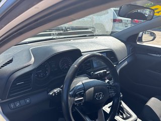 2020 Hyundai Elantra Preferred in Sydney, Nova Scotia - 5 - w320h240px