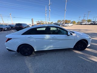 2022 Hyundai Elantra Preferred in Sydney, Nova Scotia - 5 - w320h240px