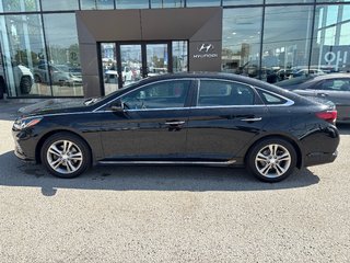 2018 Hyundai Sonata Sport in Sydney, Nova Scotia - 2 - w320h240px