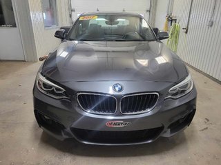 2017  2 Series 230i xDrive,M,GPS,2.0L,Toit Ouvrant,2 Pts in Bécancour (Gentilly Sector), Quebec - 4 - w320h240px
