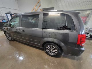 Grand Caravan SXT Premium Plus 2017 à Trois-Rivières, Québec - 6 - w320h240px