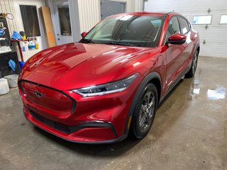 Ford Mustang Mach-E Select 2021 à Bécancour (Secteur Gentilly), Québec - 2 - w320h240px
